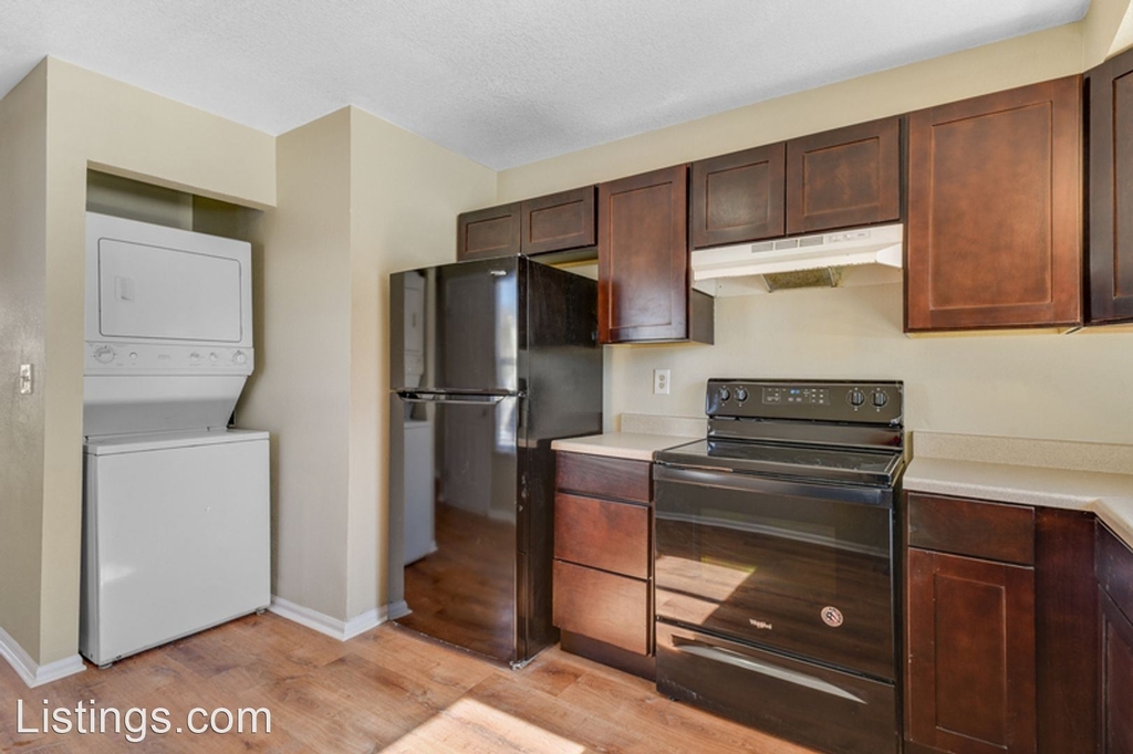 1168 Mazatlan Cir Unit C - Photo 4