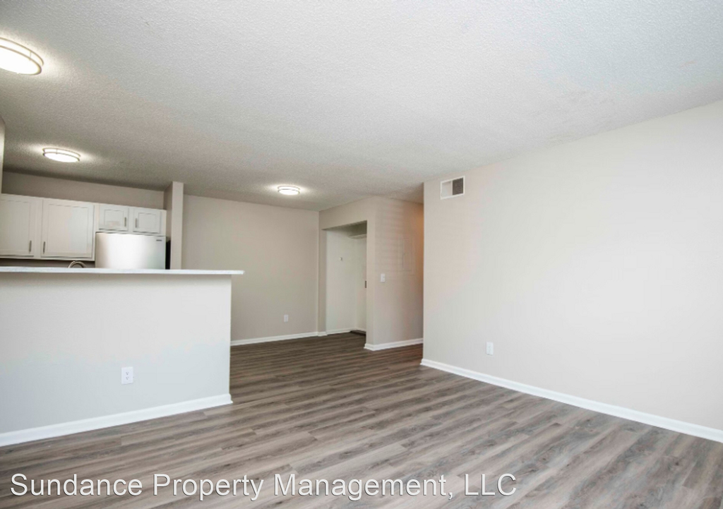 2050 Edgeview Way - Photo 5