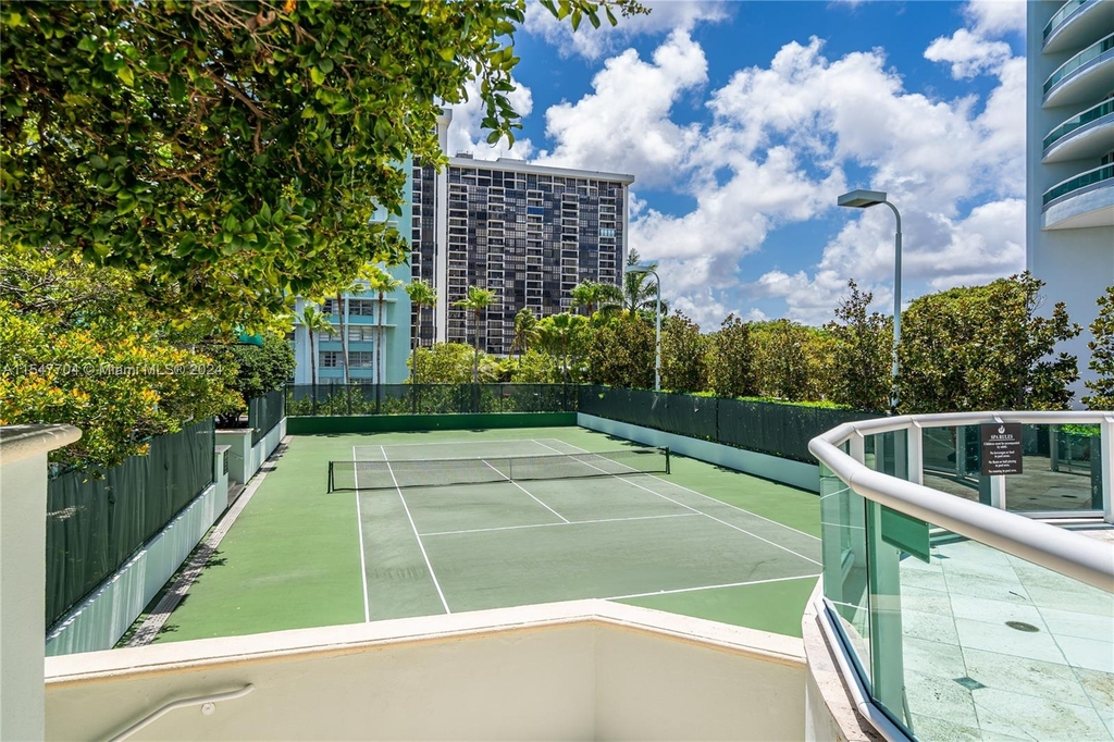 1643 Brickell Ave - Photo 37