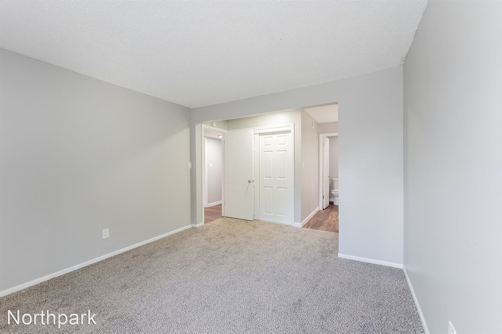 2021 Ne Russell Road - Photo 41