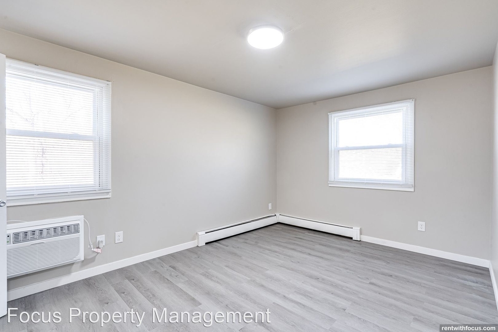 2035 Eastman Ave - Photo 6