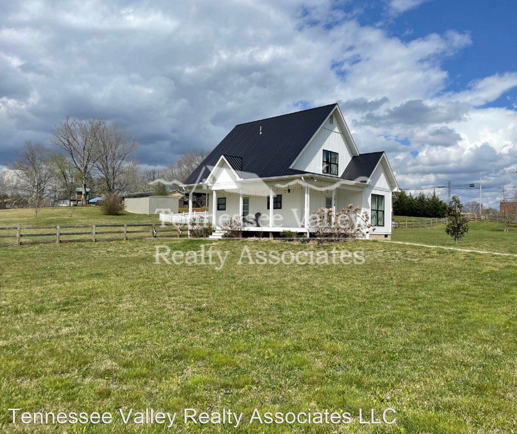 2810 Miser Station Road - Photo 1