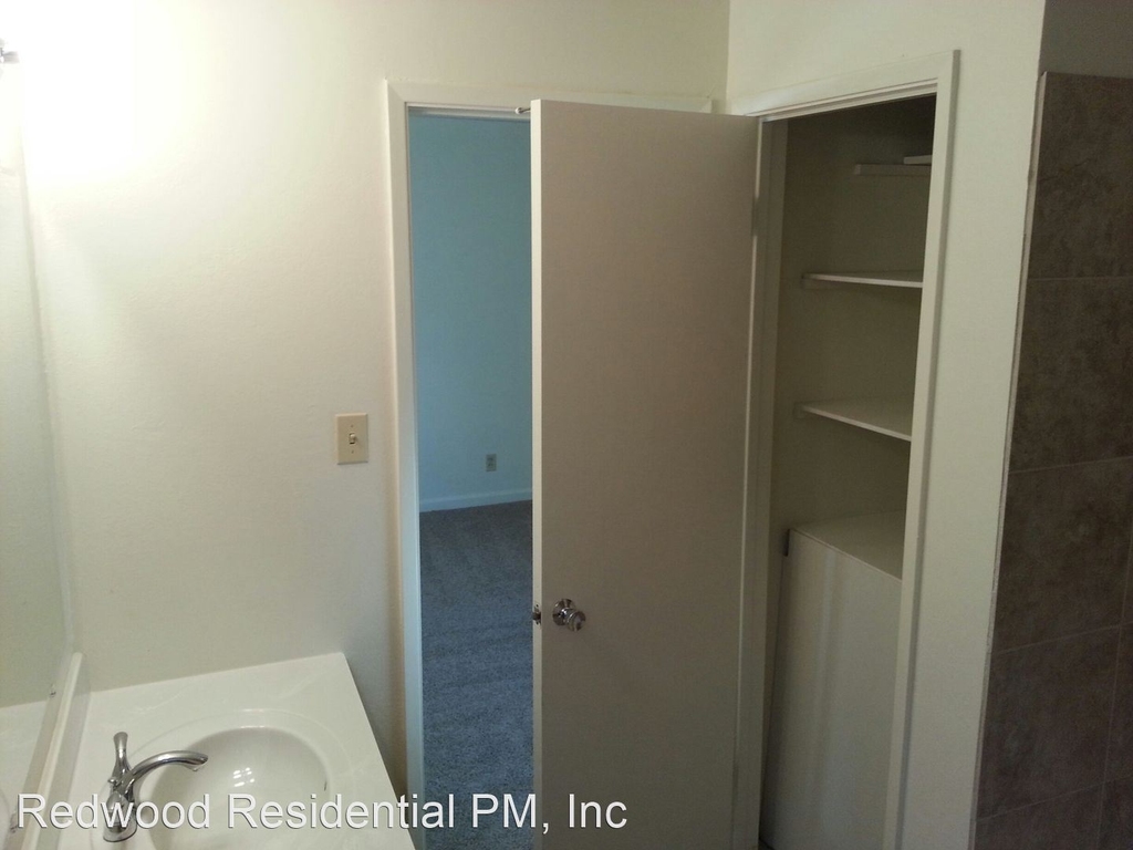 900 Edwards Avenue - Photo 1