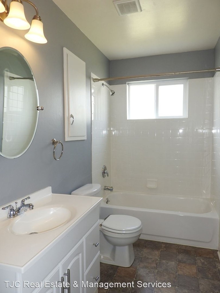 2271 Newark Street - Photo 11