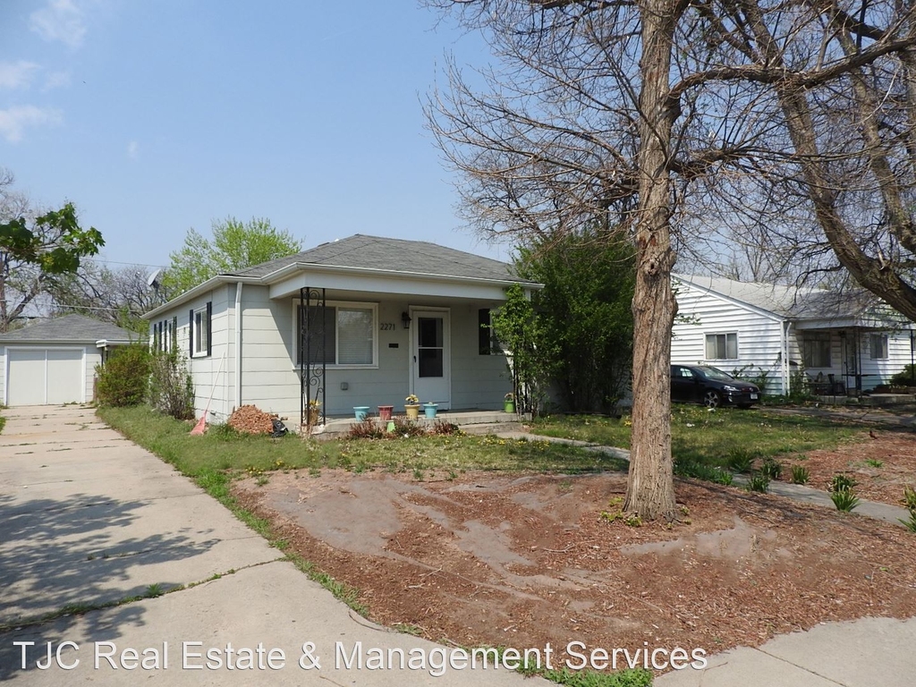 2271 Newark Street - Photo 12