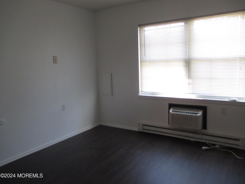 92d Edinburgh Lane - Photo 12