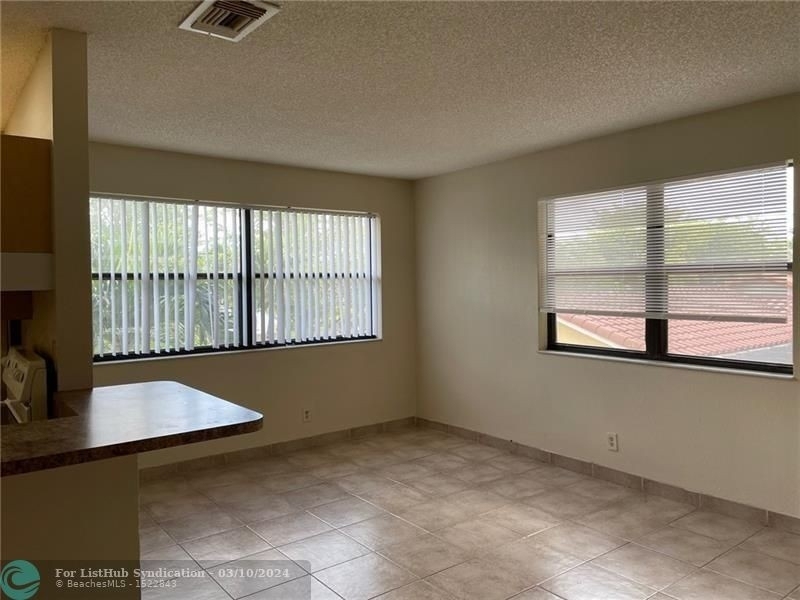 11634 Nw 26th Ct - Photo 3