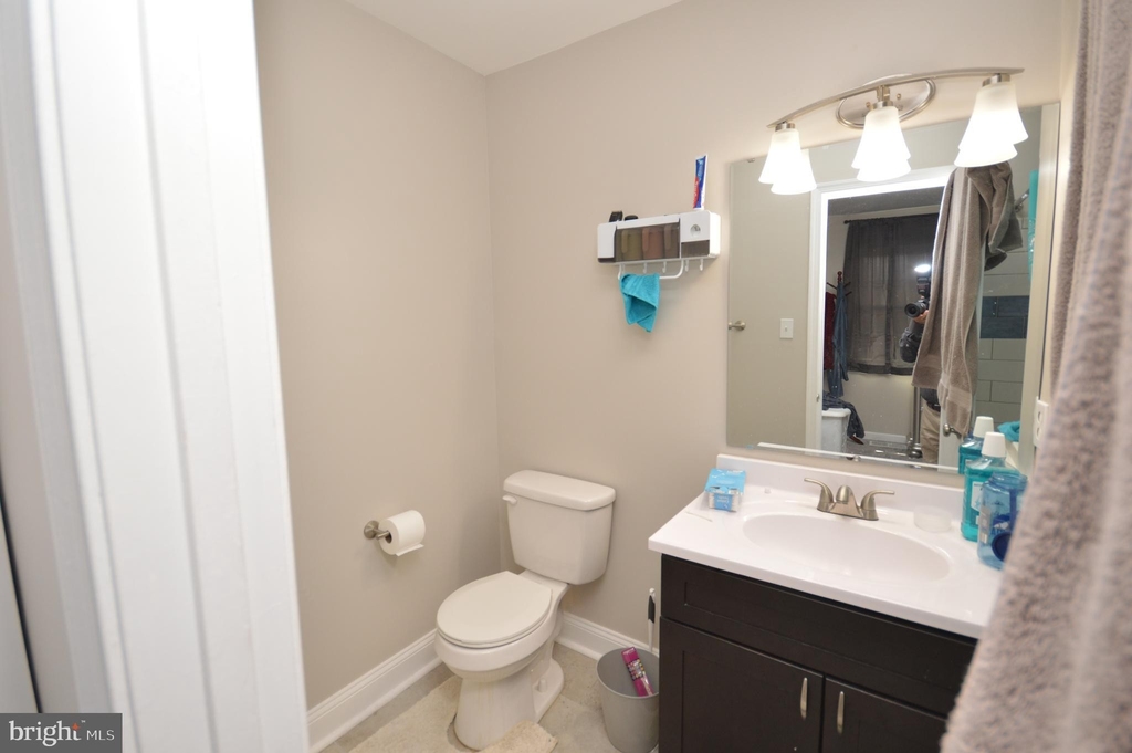 8621 Burnside Court - Photo 26