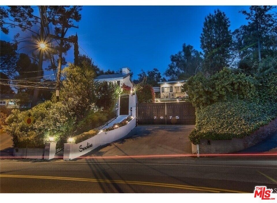 7475 Mulholland Dr - Photo 21