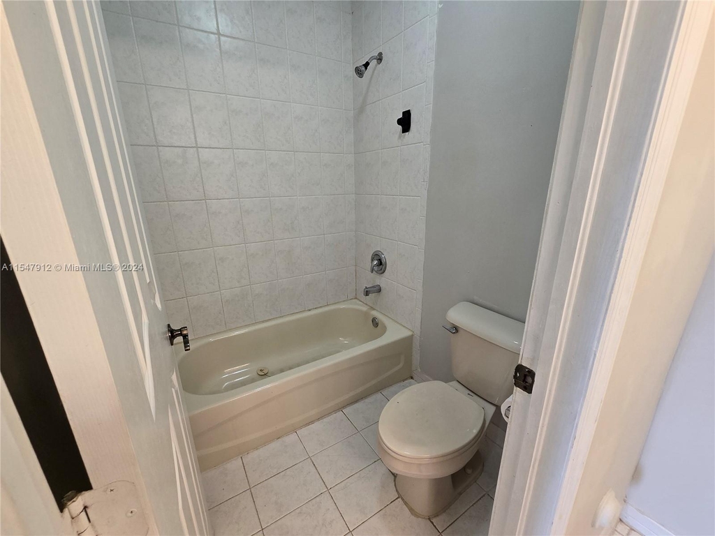 11374 Sw 230th Ter - Photo 22