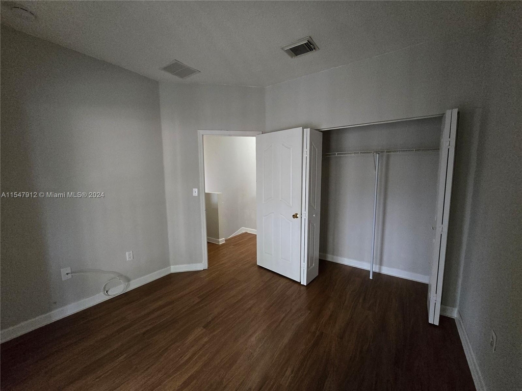 11374 Sw 230th Ter - Photo 12