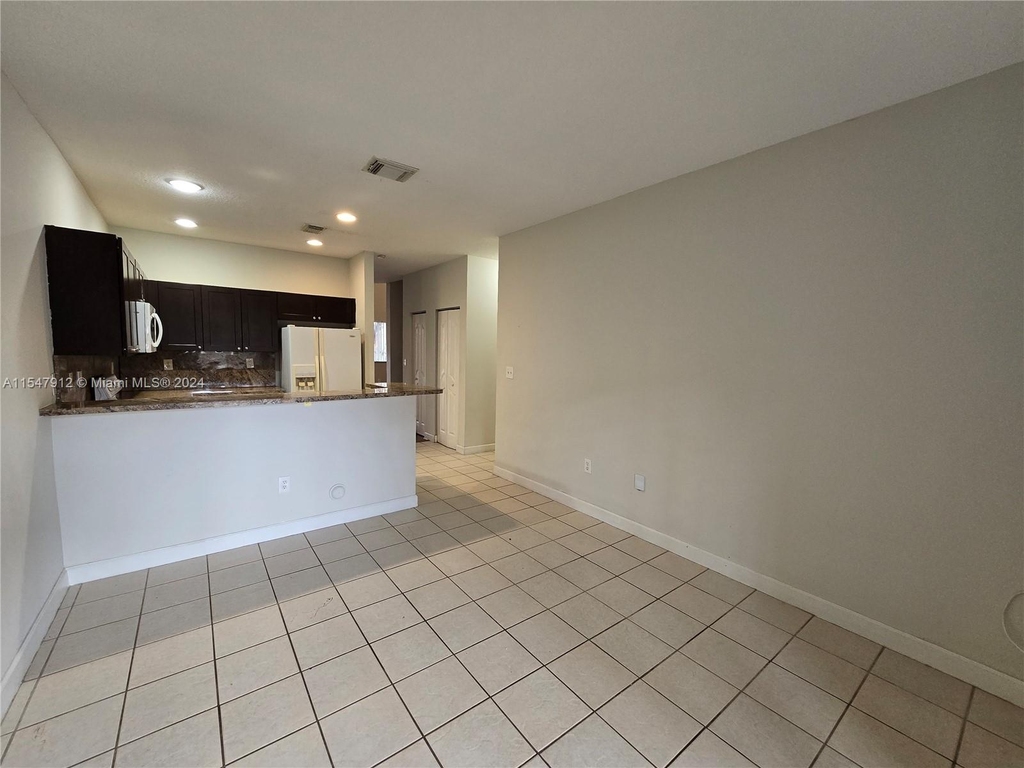 11374 Sw 230th Ter - Photo 5