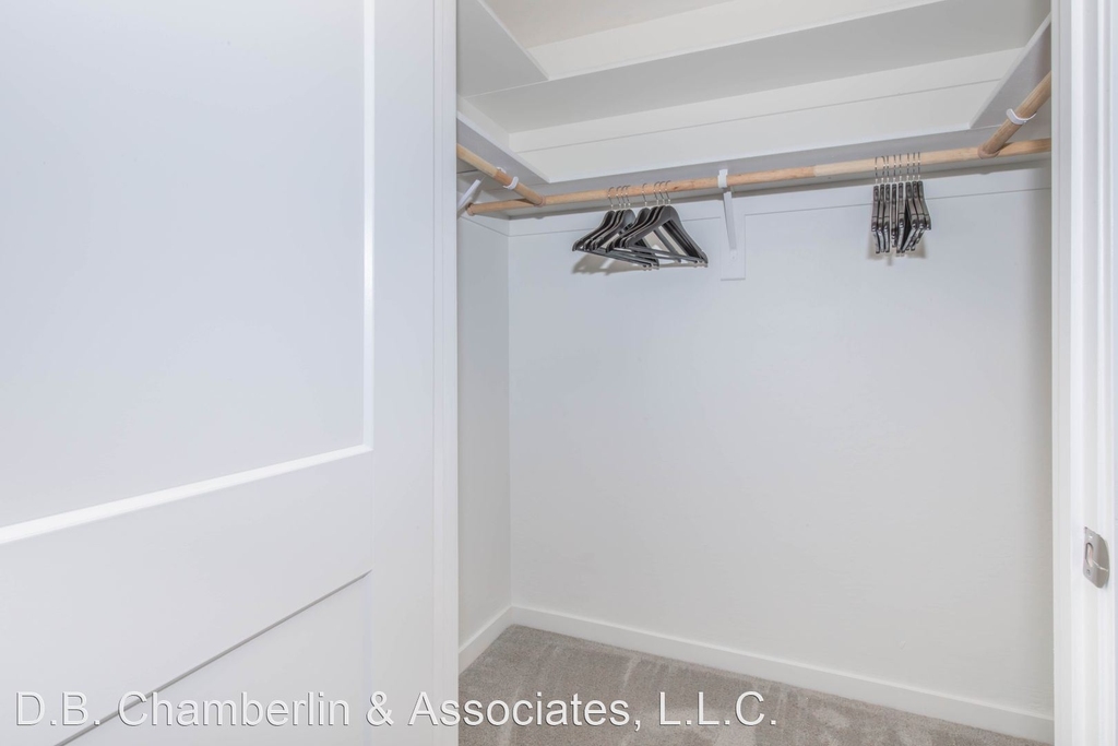 222 W Boston Street - Photo 41