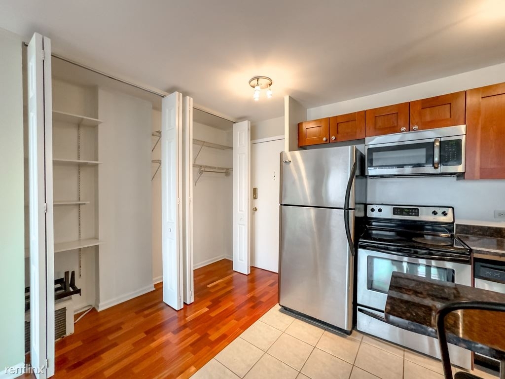 4180 N. Marine Drive, Unit A2161 - Photo 8