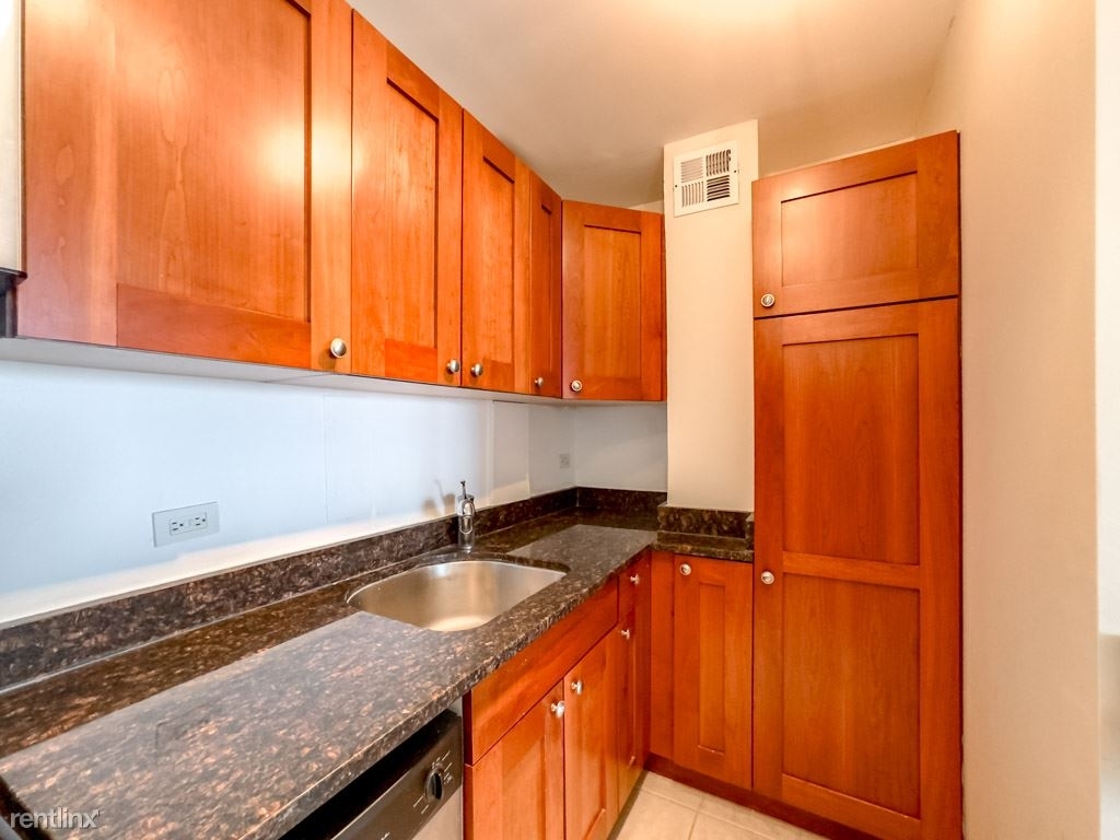 4180 N. Marine Drive, Unit A2161 - Photo 3