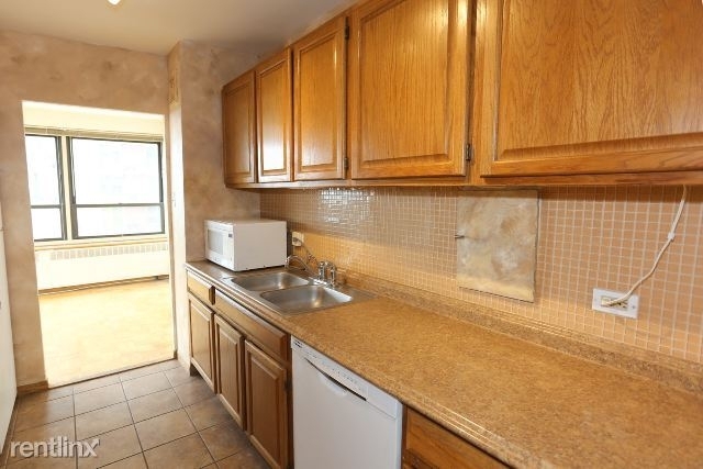 4180 N. Marine Drive, Unit C506 - Photo 3