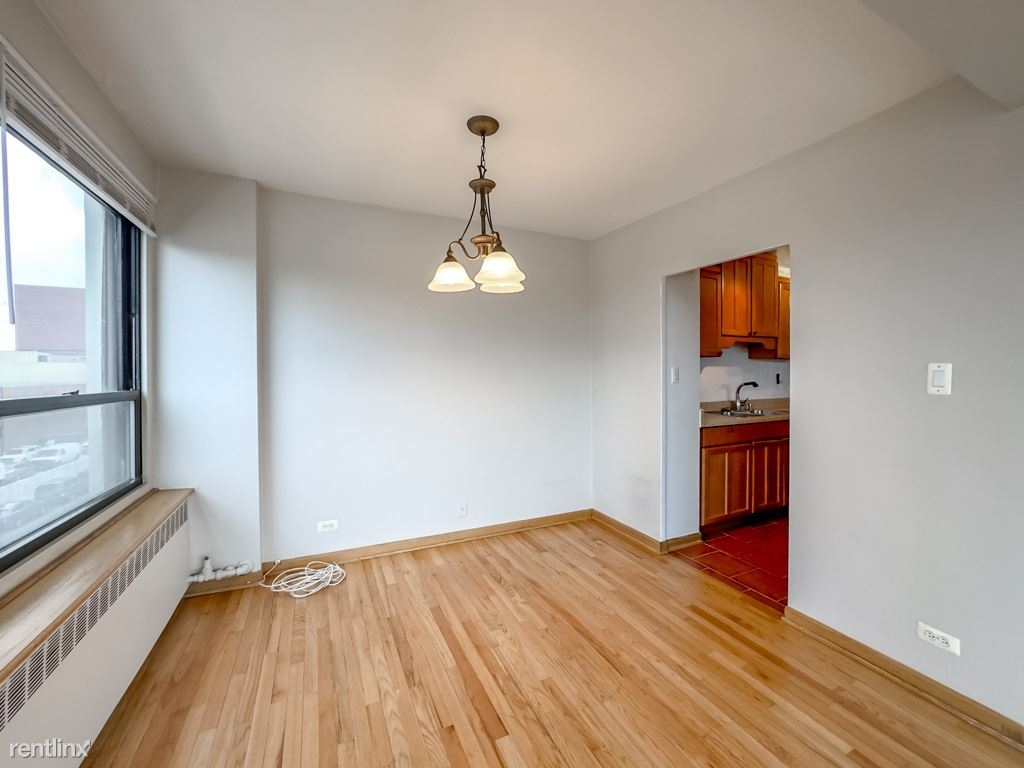 4180 N. Marine Drive, Unit A504 - Photo 4