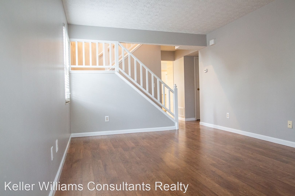 4858 Lady Jane Avenue - Photo 5