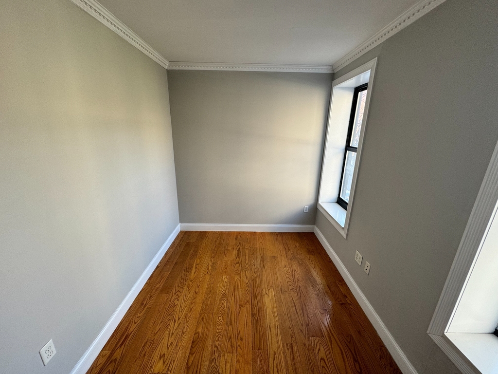 326 East 100th Street - Photo 15