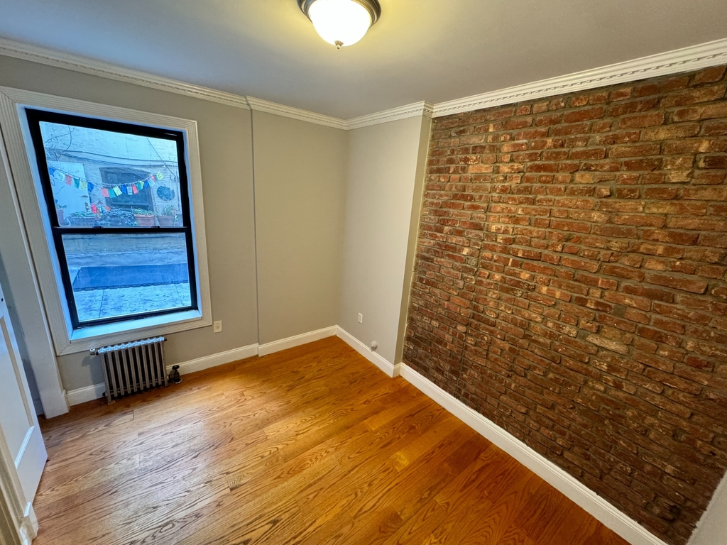 326 East 100th Street - Photo 5