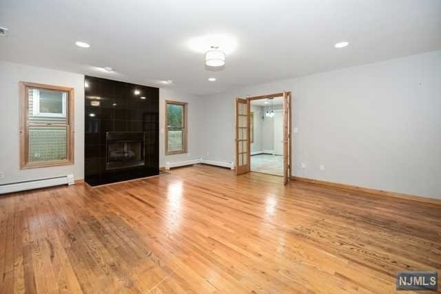 230 Lawrence Avenue - Photo 3