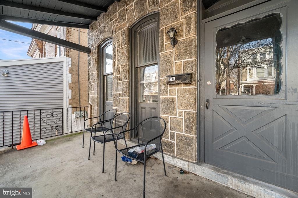 4314 Manayunk Ave - Photo 2