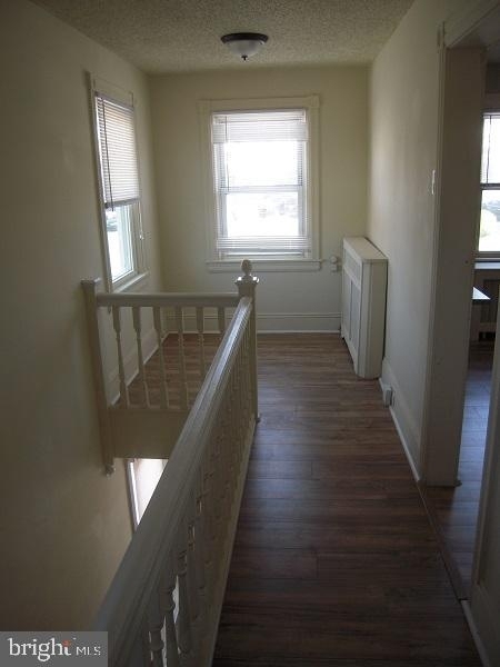 388 W Lancaster Ave - Photo 2