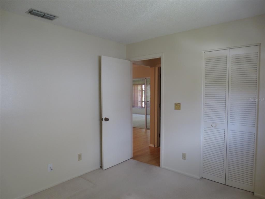 3235 E Dorchester Drive - Photo 27