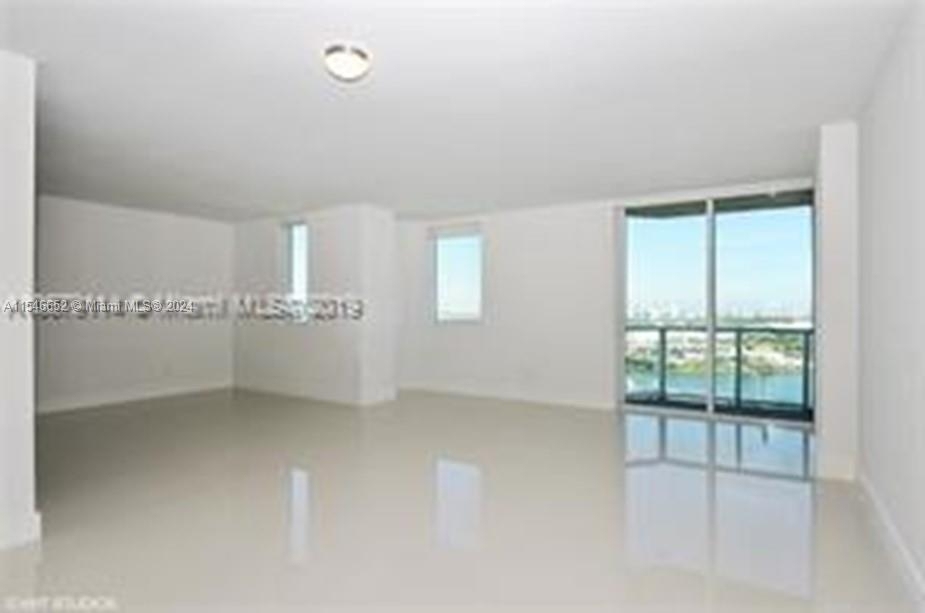 244 Biscayne Blvd - Photo 0