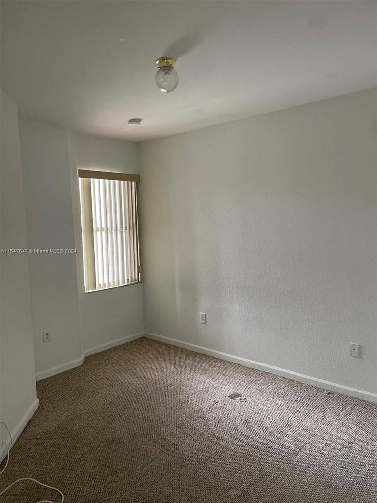 8224 Sw 25th Ct - Photo 6