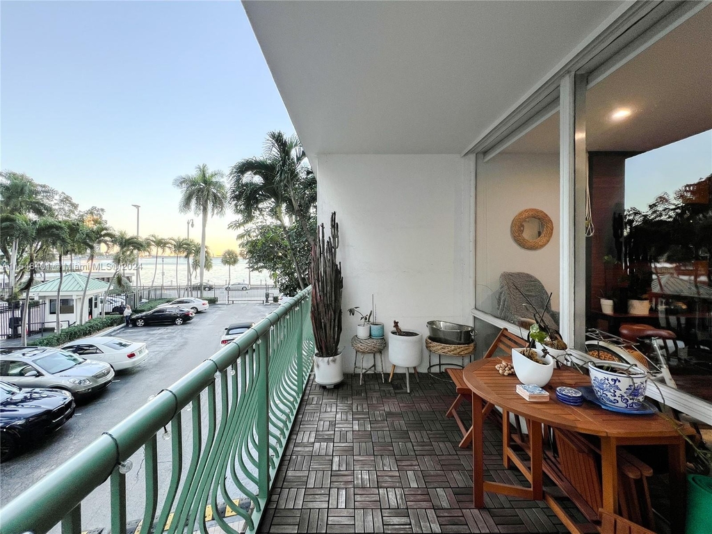 1408 Brickell Bay Dr - Photo 11