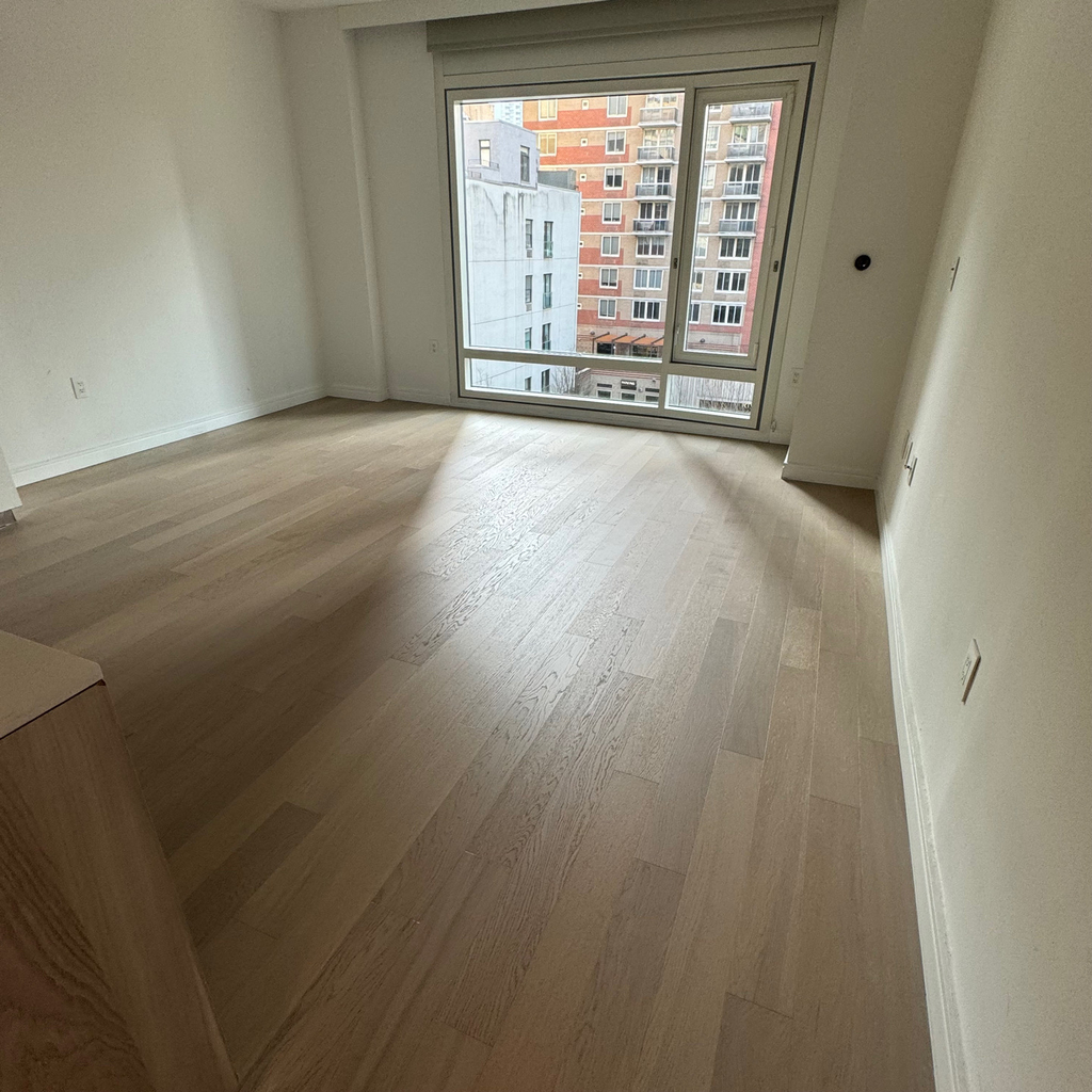 555 West 43rd Street - Photo 1