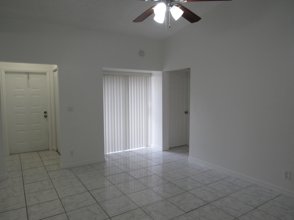 3301 Waterview Circle - Photo 4
