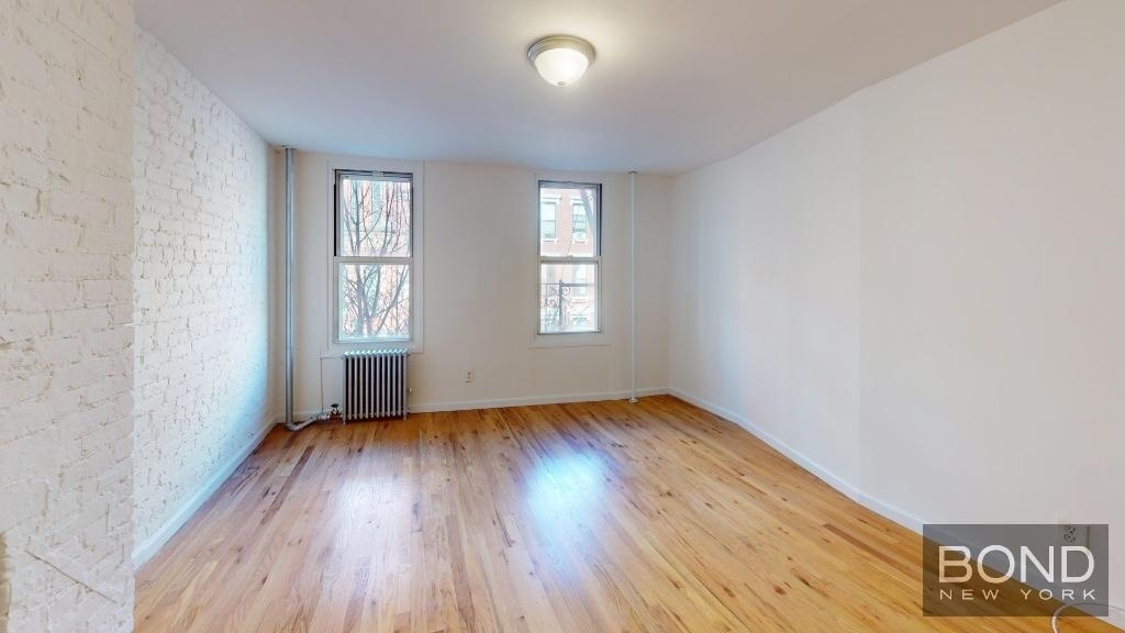 43 East 1st Street - Photo 2
