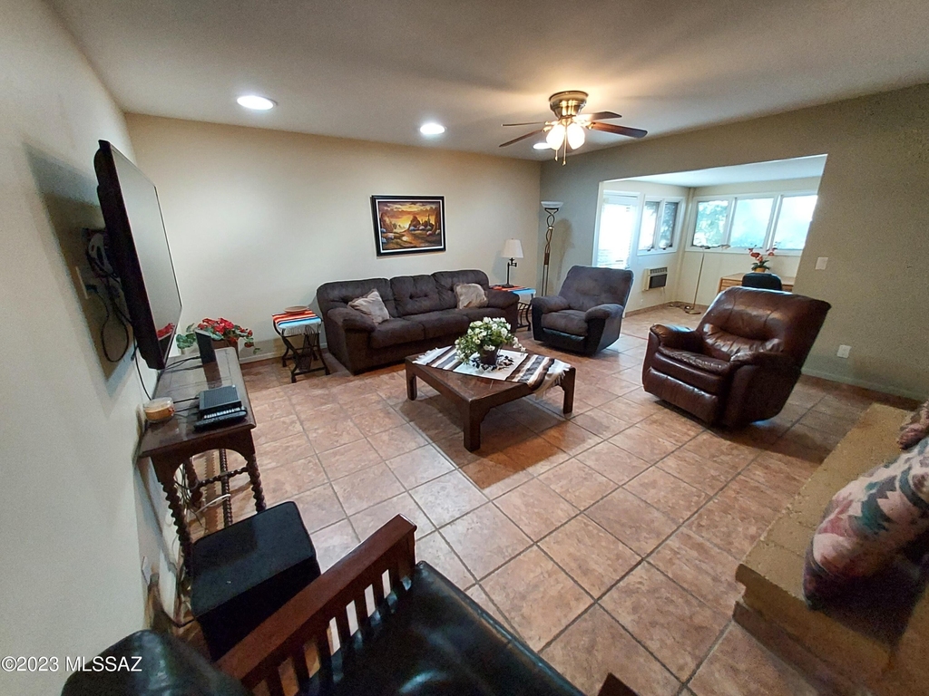 5602 N Camino Del Sol - Photo 11