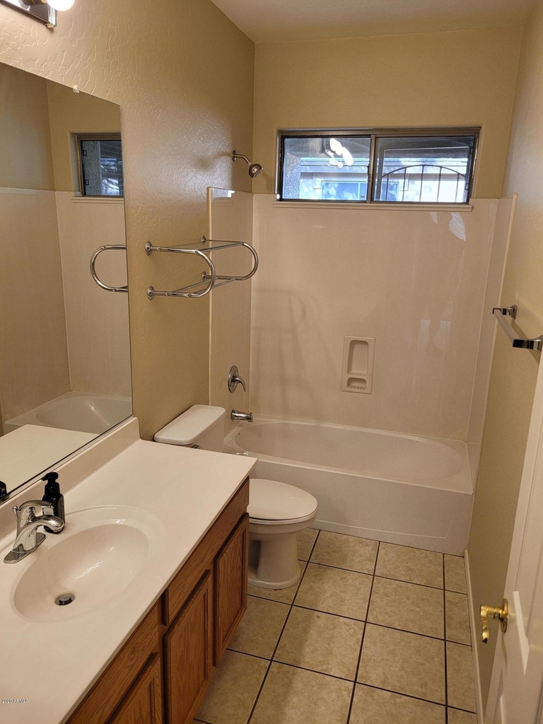 3106 E Kingbird Place - Photo 11