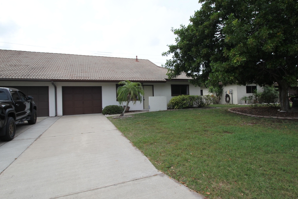 652 Casa Grande Drive - Photo 0