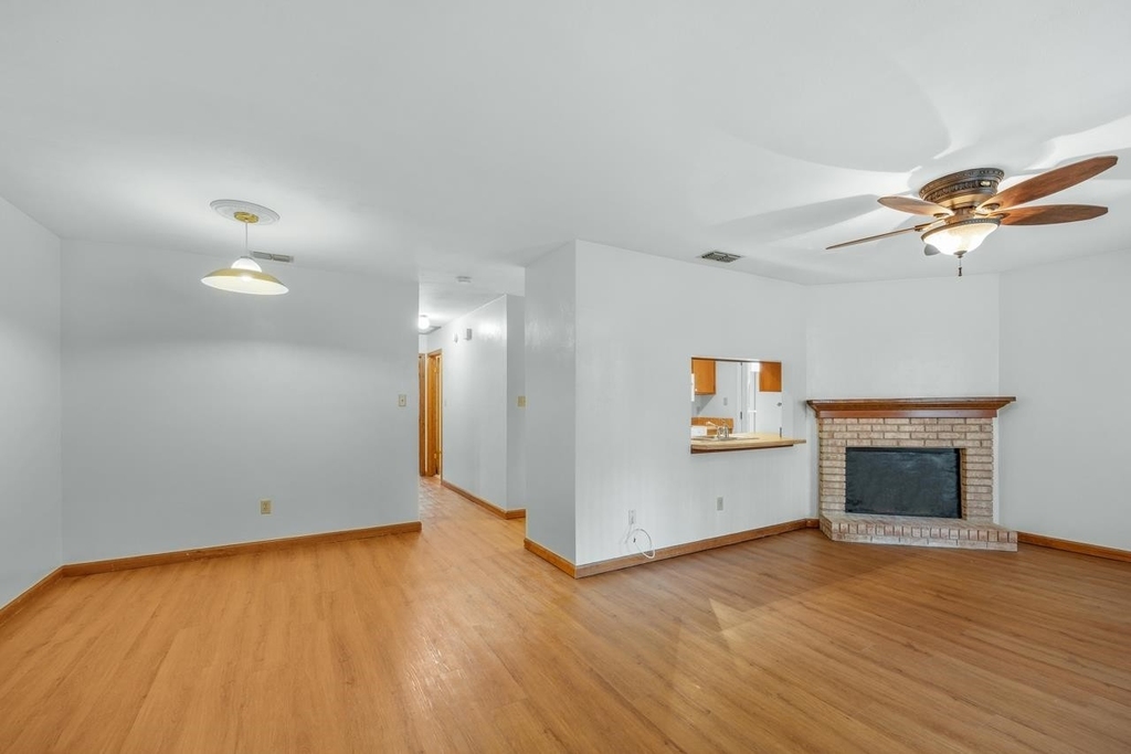 2050 Gardenbrook Lane - Photo 10