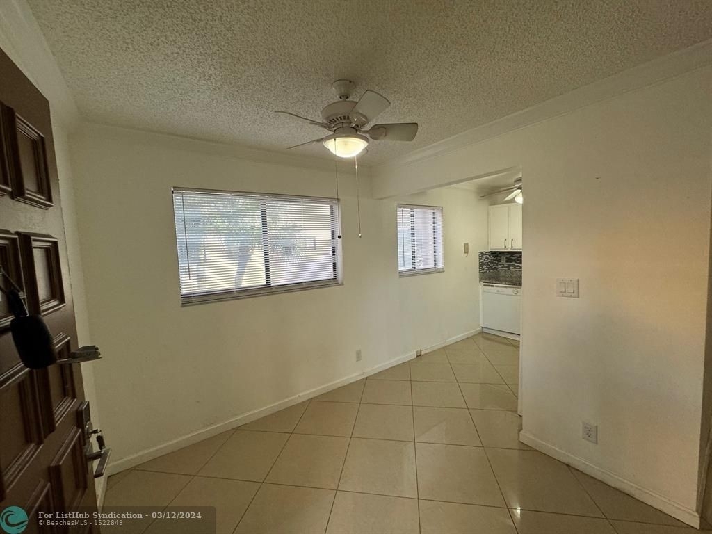 9920 Nw 68th Pl - Photo 2