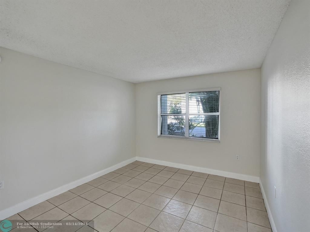 4205 N University Dr - Photo 21