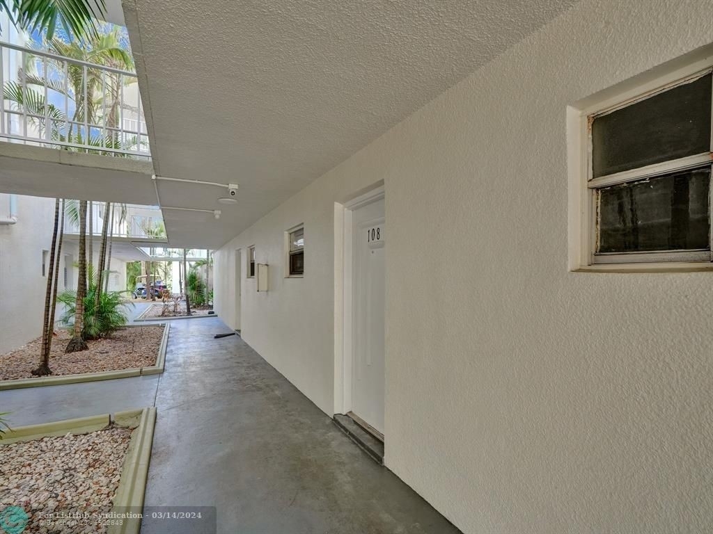 4205 N University Dr - Photo 35