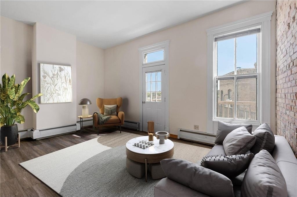 1009 Park Avenue - Photo 1