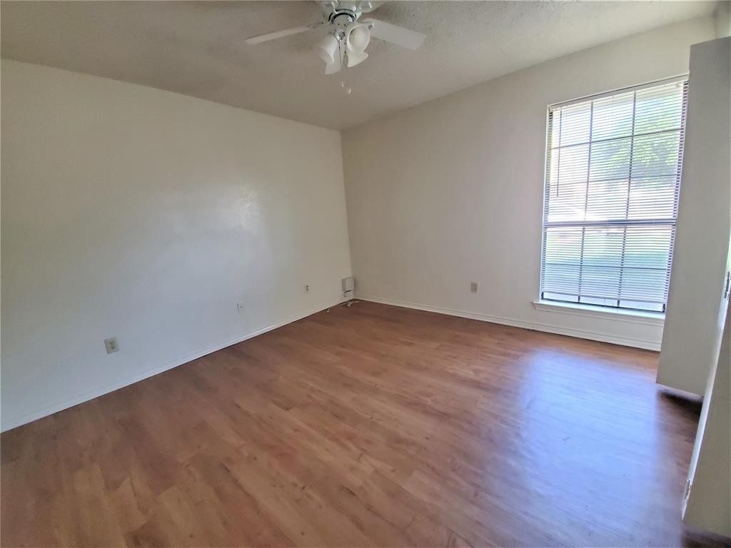 3024 N Bell Avenue - Photo 3