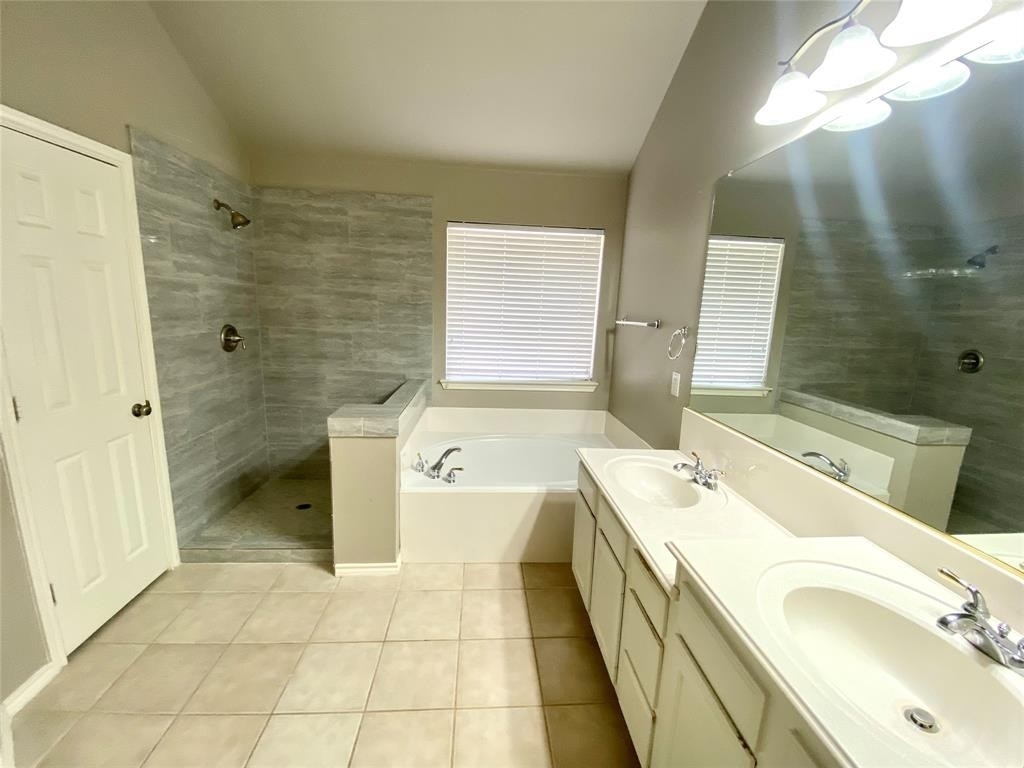 6213 Candletree Lane - Photo 21