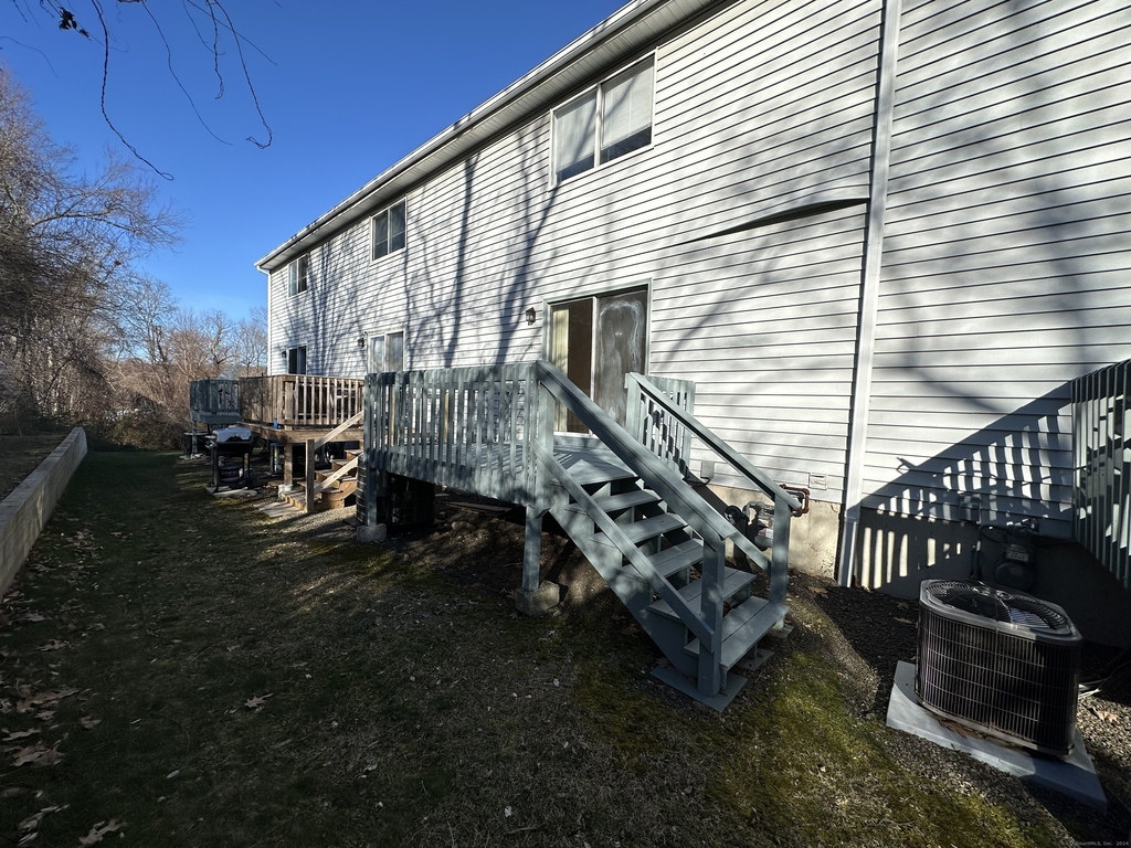 140 Thompson Street - Photo 23