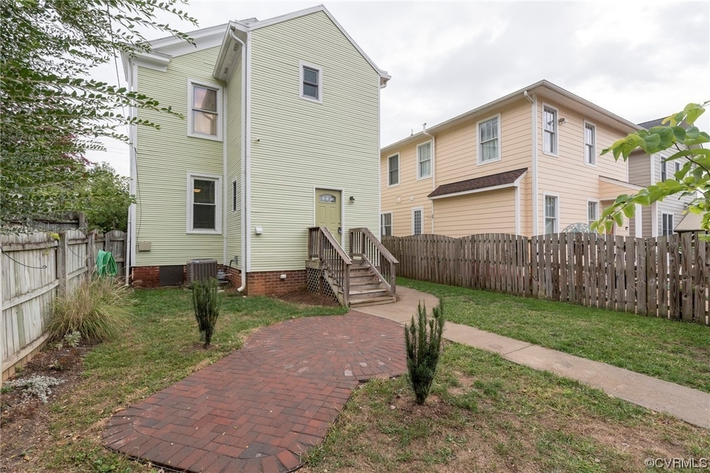 606 W 19th Street - Photo 31