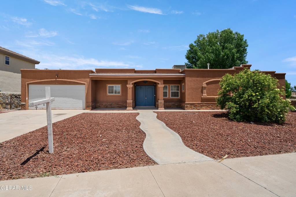 6020 Valle Espanola Lane - Photo 0