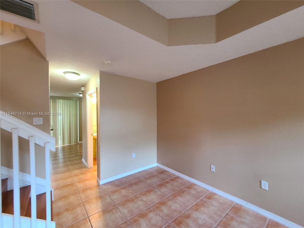 608 Sw 107th Ave - Photo 11