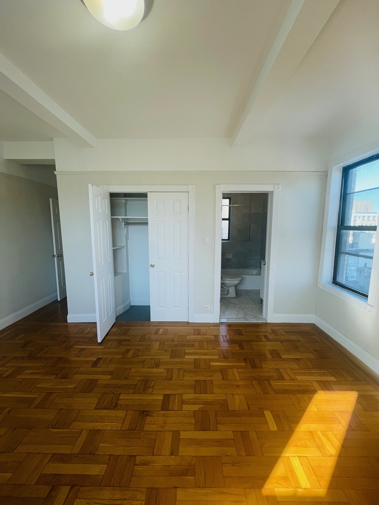 207 West 106th Street - Photo 10