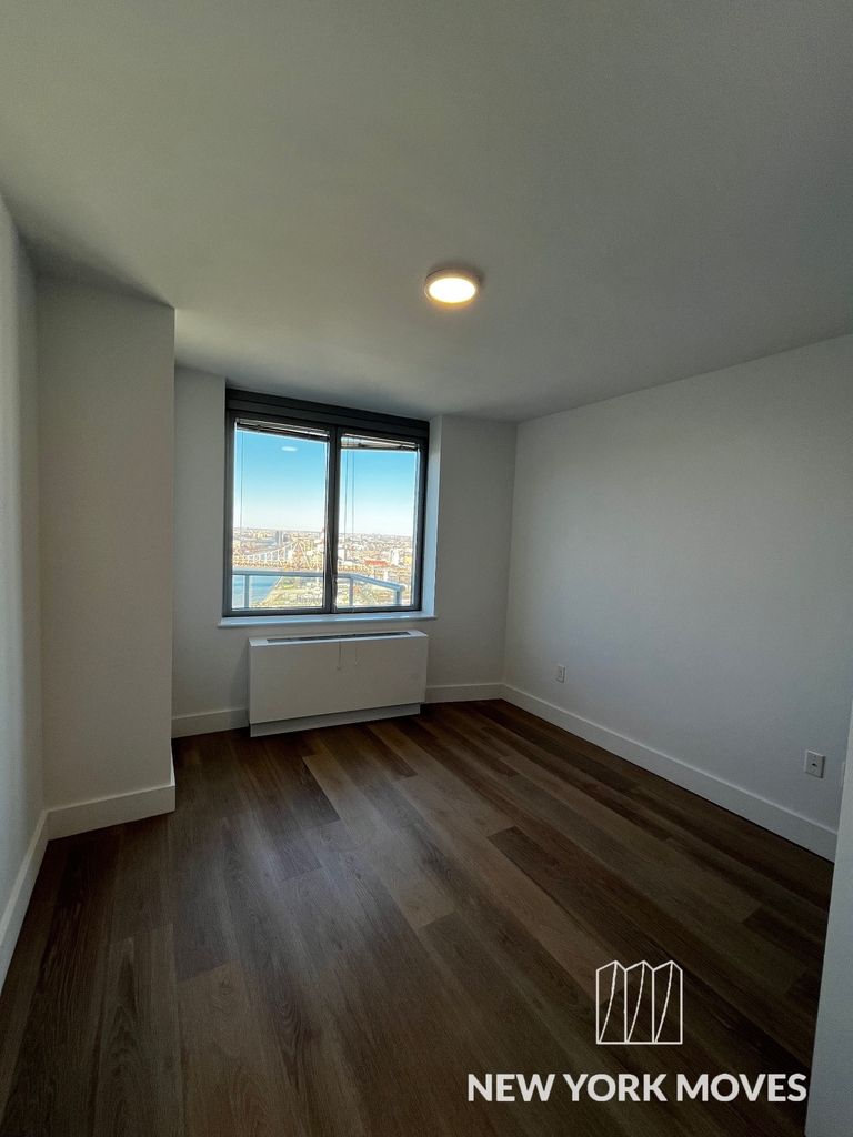 45 Center Blvd | Long Island City - Photo 7